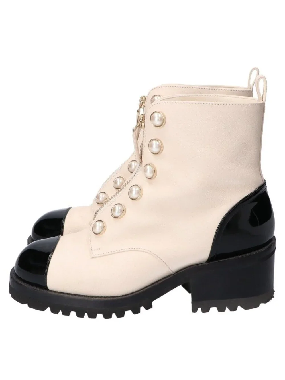 Chanel Pearl CC Logo Patent Leather Short Boots 36c